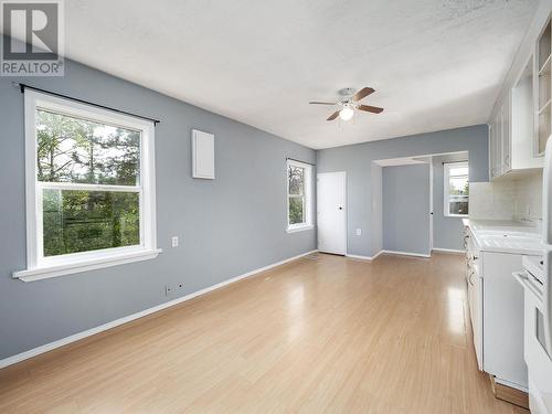 1633 10Th Avenue, Prince George, BC - Indoor Photo Showing Kitchen