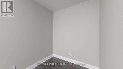 2502 - 2910 Highway 7 Road W, Vaughan, ON - Indoor Photo Showing Other Room