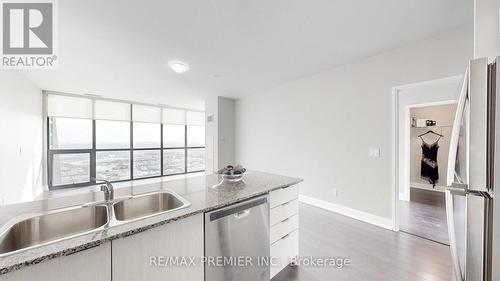 2502 - 2910 Highway 7 Road W, Vaughan, ON - Indoor Photo Showing Kitchen With Double Sink