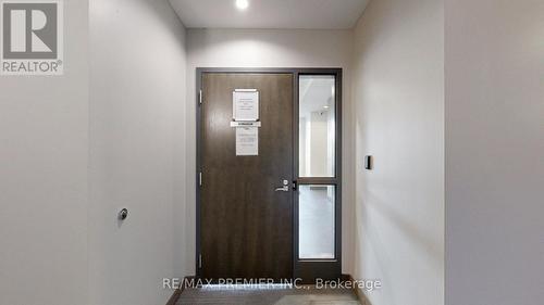 2502 - 2910 Highway 7 Road W, Vaughan, ON - Indoor Photo Showing Other Room