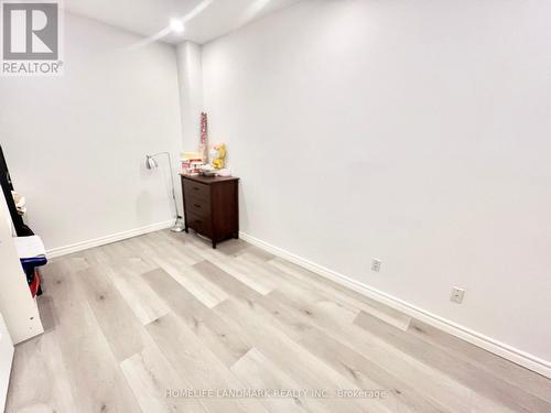 22 Bsmt - 10 Cox Boulevard, Markham, ON - Indoor Photo Showing Other Room