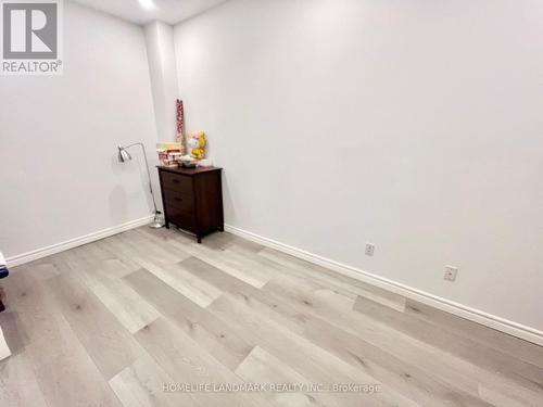 22 Bsmt - 10 Cox Boulevard, Markham, ON - Indoor Photo Showing Other Room