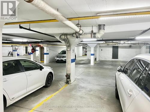 22 Bsmt - 10 Cox Boulevard, Markham, ON - Indoor Photo Showing Garage