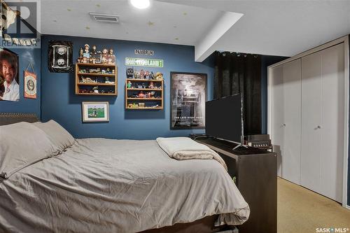 414 Charlebois Court, Saskatoon, SK - Indoor Photo Showing Bedroom