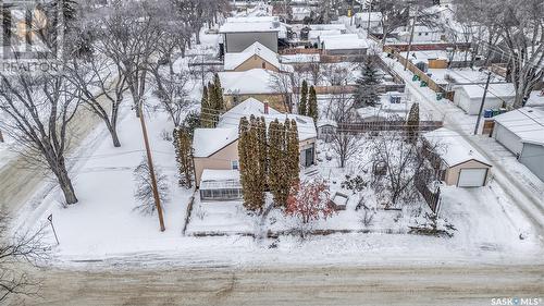 1221 Munroe Avenue, Saskatoon, SK - Outdoor