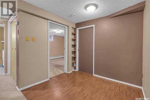 1221 Munroe Avenue, Saskatoon, SK - Indoor Photo Showing Other Room