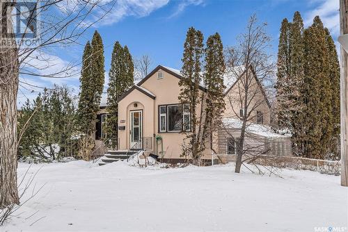 1221 Munroe Avenue, Saskatoon, SK - Outdoor