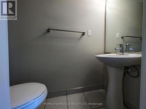 307 - 80 Orchid Place Drive, Toronto, ON - Indoor Photo Showing Bathroom