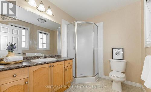 565 Avignon Place, Waterloo, ON - Indoor Photo Showing Bathroom