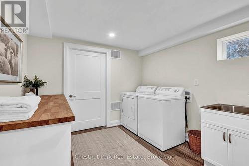 1542 Glen Rutley Circle, Mississauga (Applewood), ON - Indoor Photo Showing Laundry Room