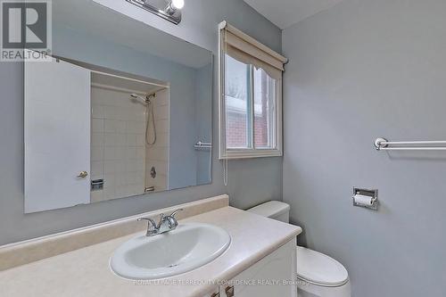 10 Weatherup Crescent, Barrie, ON - Indoor Photo Showing Bathroom