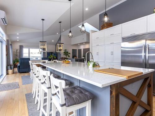 Cuisine - 100 Rue Léo-Paul-Trudel, Shawinigan, QC - Indoor Photo Showing Kitchen With Upgraded Kitchen