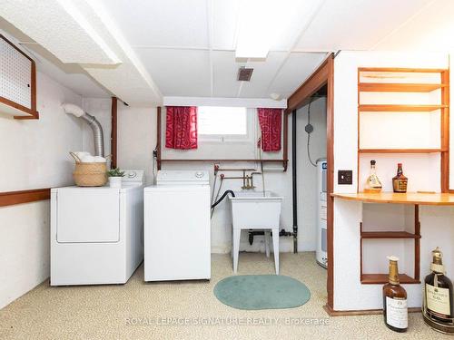 732 Danforth Rd, Toronto, ON - Indoor Photo Showing Laundry Room