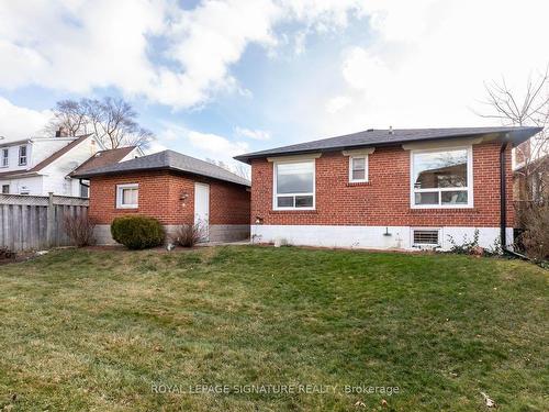 732 Danforth Rd, Toronto, ON - Outdoor