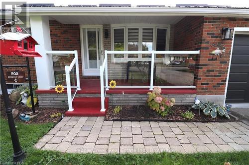 205 Bennett Street W, Goderich (Goderich (Town)), ON - Outdoor With Deck Patio Veranda