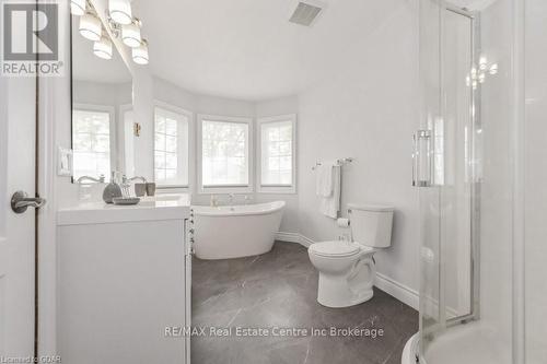 7416 Third Line, Wellington North, ON - Indoor Photo Showing Bathroom