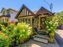 133 Chaplin Cres, Toronto, ON  - Outdoor 