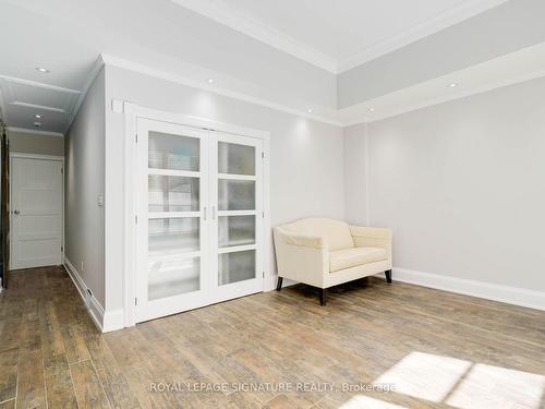 133 Chaplin Cres, Toronto, ON - Indoor Photo Showing Other Room