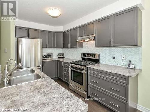 41 Revell Drive, Guelph (Hanlon Industrial), ON - Indoor Photo Showing Kitchen With Double Sink With Upgraded Kitchen