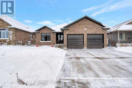 975 Reserve Avenue S, North Perth (32 - Listowel), ON - Outdoor With Facade