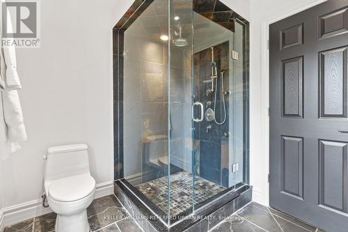 7 Houdini Way, Aurora, ON - Indoor Photo Showing Bathroom