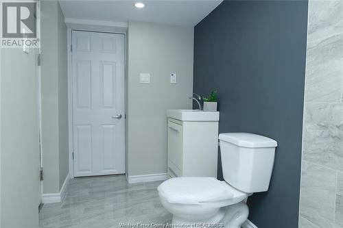 935 Langlois Avenue Unit# Lower, Windsor, ON - Indoor Photo Showing Bathroom