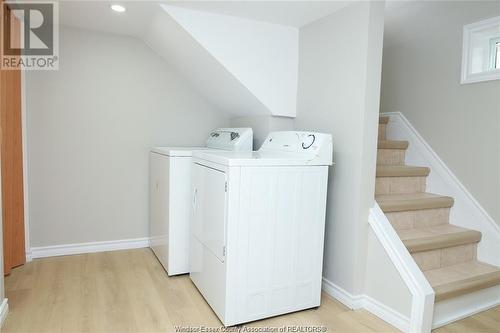 935 Langlois Avenue Unit# Lower, Windsor, ON - Indoor Photo Showing Laundry Room