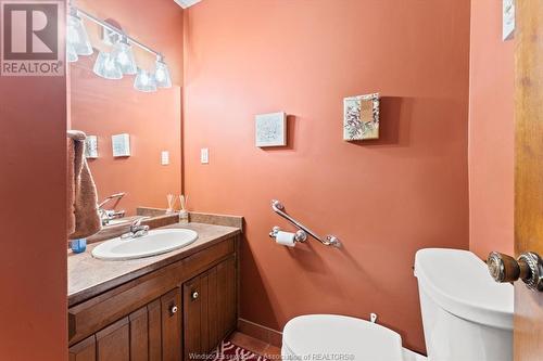 1643 Askin, Windsor, ON - Indoor Photo Showing Bathroom