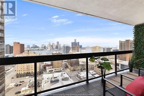 150 Park Unit# 1807, Windsor, ON - Outdoor With View