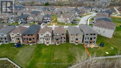 210 Ferragine Crescent, Bradford West Gwillimbury, ON - Outdoor With View