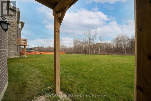 210 Ferragine Crescent, Bradford West Gwillimbury, ON - Outdoor With View