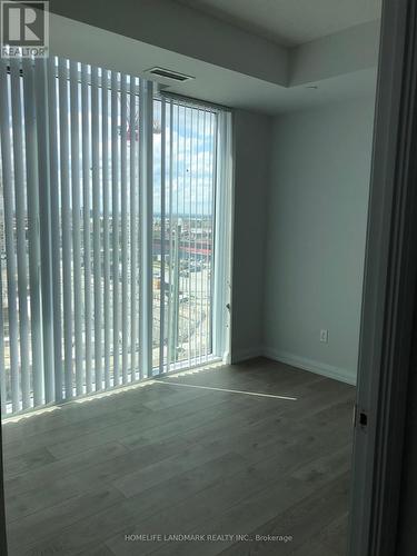 606 - 7895 Jane Street, Vaughan, ON - Indoor Photo Showing Other Room