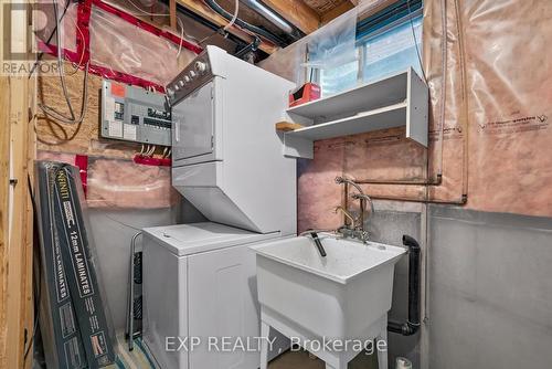 73 Srigley Street, Barrie, ON - Indoor Photo Showing Laundry Room