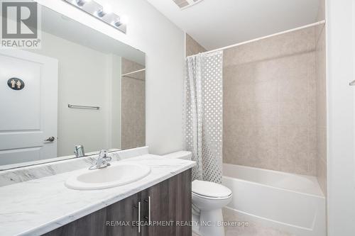 205 - 125 Shoreview Place, Hamilton, ON - Indoor Photo Showing Bathroom