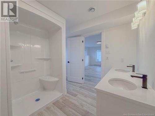 77 Merlin Drive, Quispamsis, NB - Indoor Photo Showing Bathroom