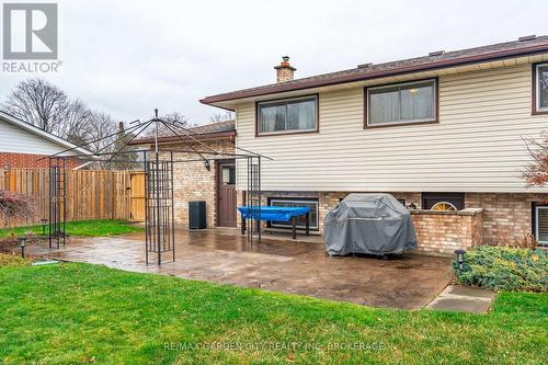 9 Royal Oak Drive, St. Catharines (439 - Martindale Pond), ON - Outdoor With Exterior