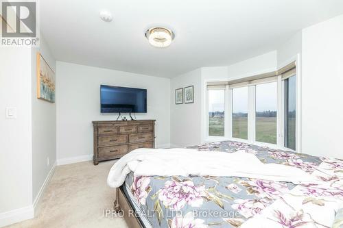 7 Dalbeattie Drive, Brampton, ON - Indoor Photo Showing Bedroom