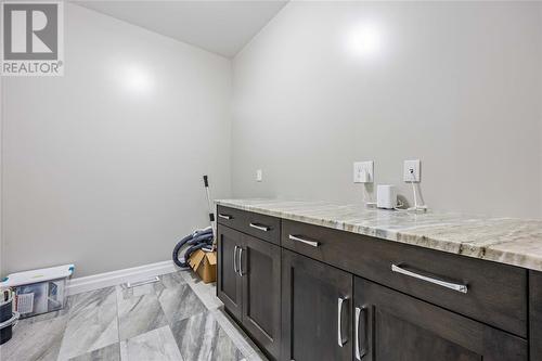 140 Sandpiper Drive, Sarnia, ON - Indoor