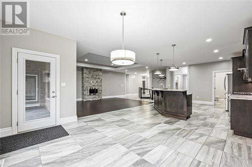 140 Sandpiper Drive, Sarnia, ON - Indoor