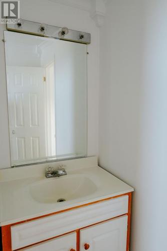 7 Dyke'S Lane, Musgrave Harbour, NL - Indoor Photo Showing Bathroom