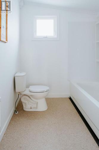 7 Dyke'S Lane, Musgrave Harbour, NL - Indoor Photo Showing Bathroom