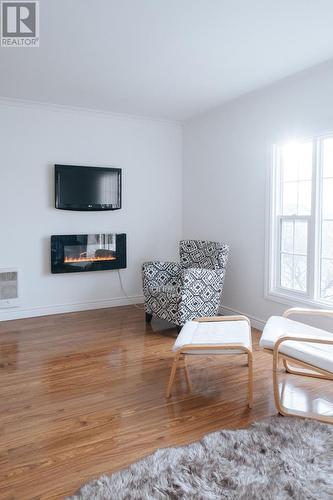 7 Dyke'S Lane, Musgrave Harbour, NL - Indoor Photo Showing Living Room