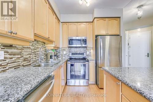 2428 - 80 Harrison Garden Boulevard, Toronto, ON - Indoor Photo Showing Kitchen With Double Sink With Upgraded Kitchen