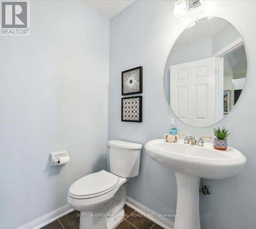 24 - 100 Elgin Mills Road, Richmond Hill, ON - Indoor Photo Showing Bathroom