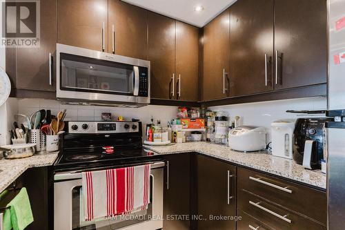 1003 - 50 Absolute Avenue, Mississauga, ON - Indoor Photo Showing Kitchen