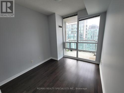 3505 - 3504 Hurontario Street, Mississauga, ON - Indoor Photo Showing Other Room