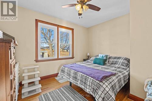 422 King George Street, Peterborough (Otonabee), ON - Indoor Photo Showing Bedroom