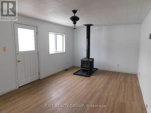 46 Hungerford Street, Tweed, ON - Indoor Photo Showing Other Room