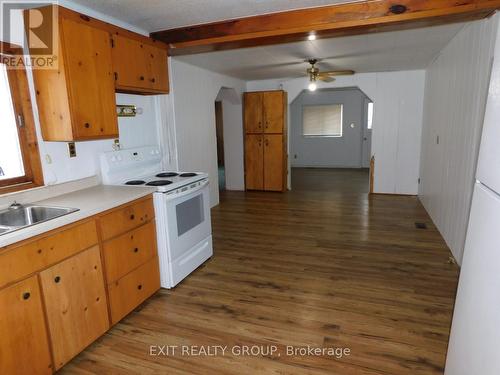 46 Hungerford Street, Tweed, ON - Indoor Photo Showing Kitchen