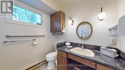 498 Rougemount Drive, Pickering, ON - Indoor Photo Showing Bathroom